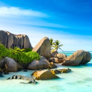 ParadiseBeachOnTheIslandOfLaDigueInThe