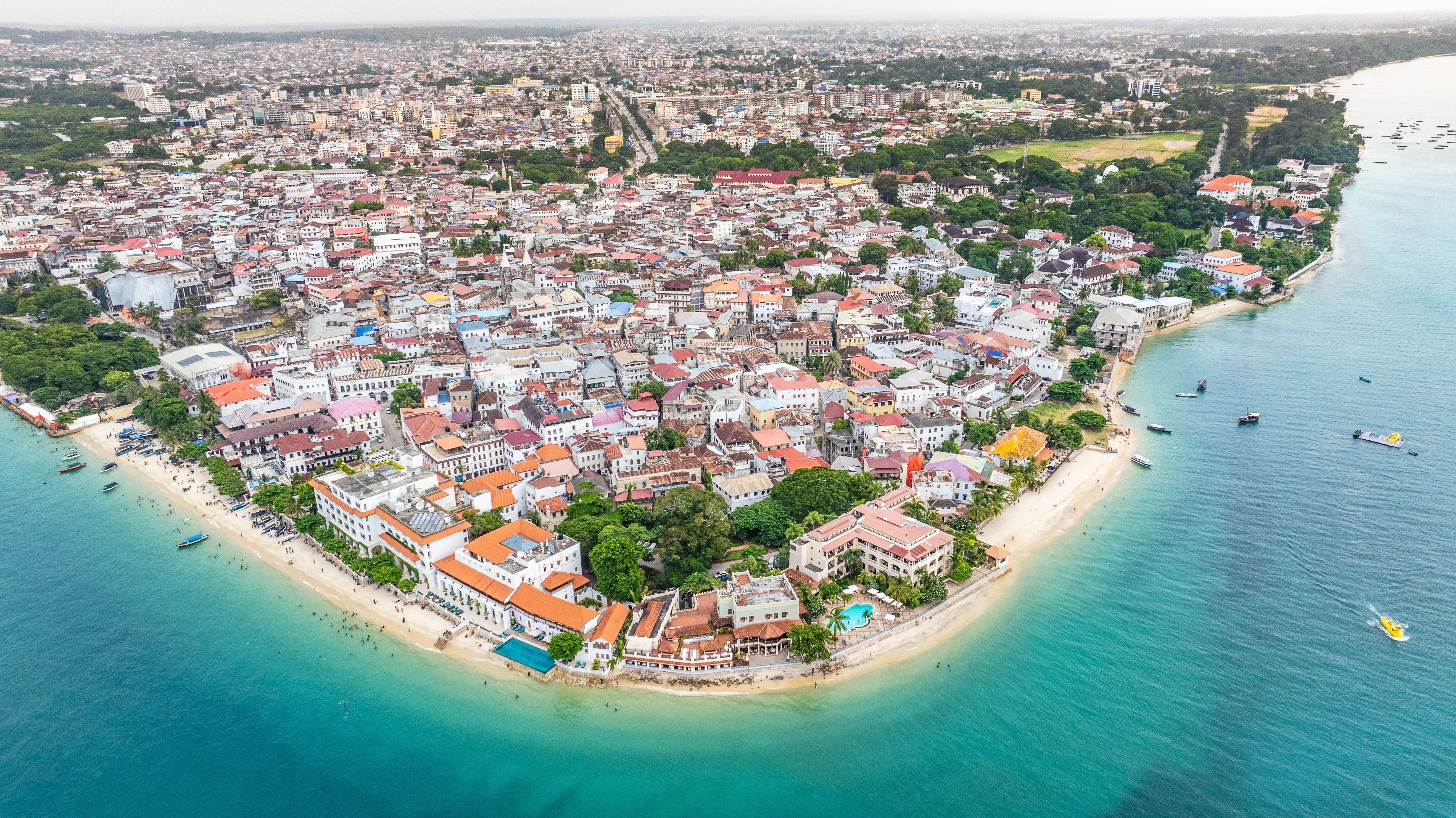 Stone Town set fra luften » Tembo Safari Stone Town på Zanzibar