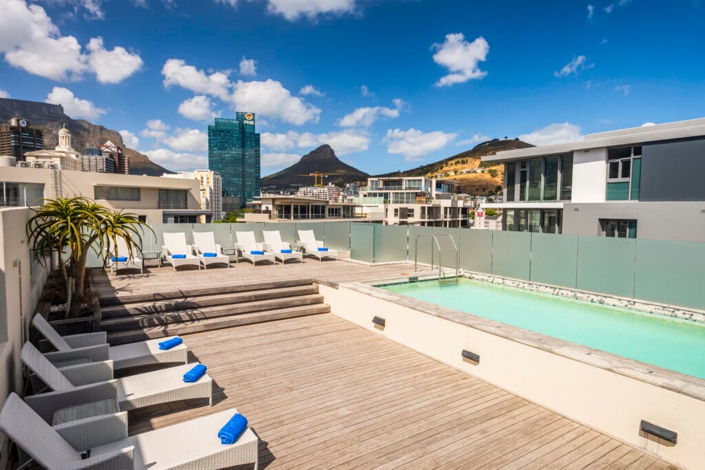 AHA Harbour Bridge Hotel