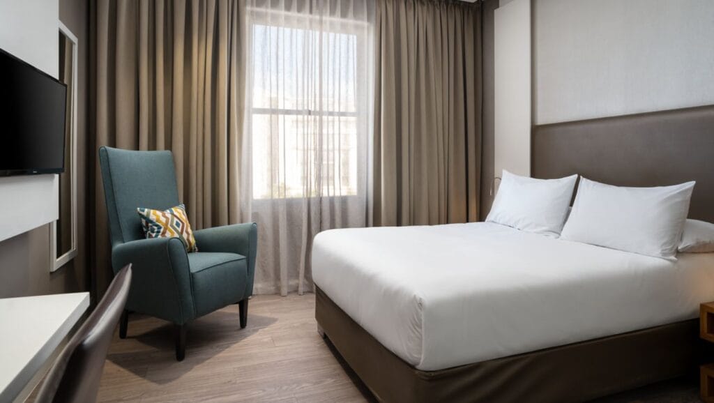 Protea Breakwater Lodge