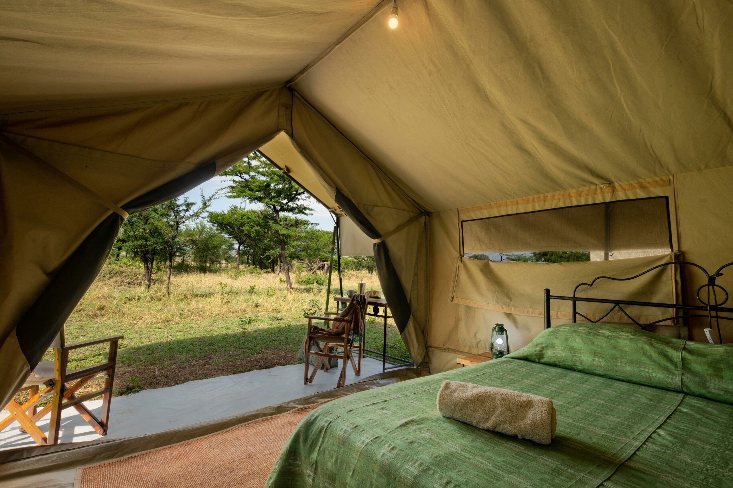 Serengeti Kati Kati Camp room » Tembo Safari