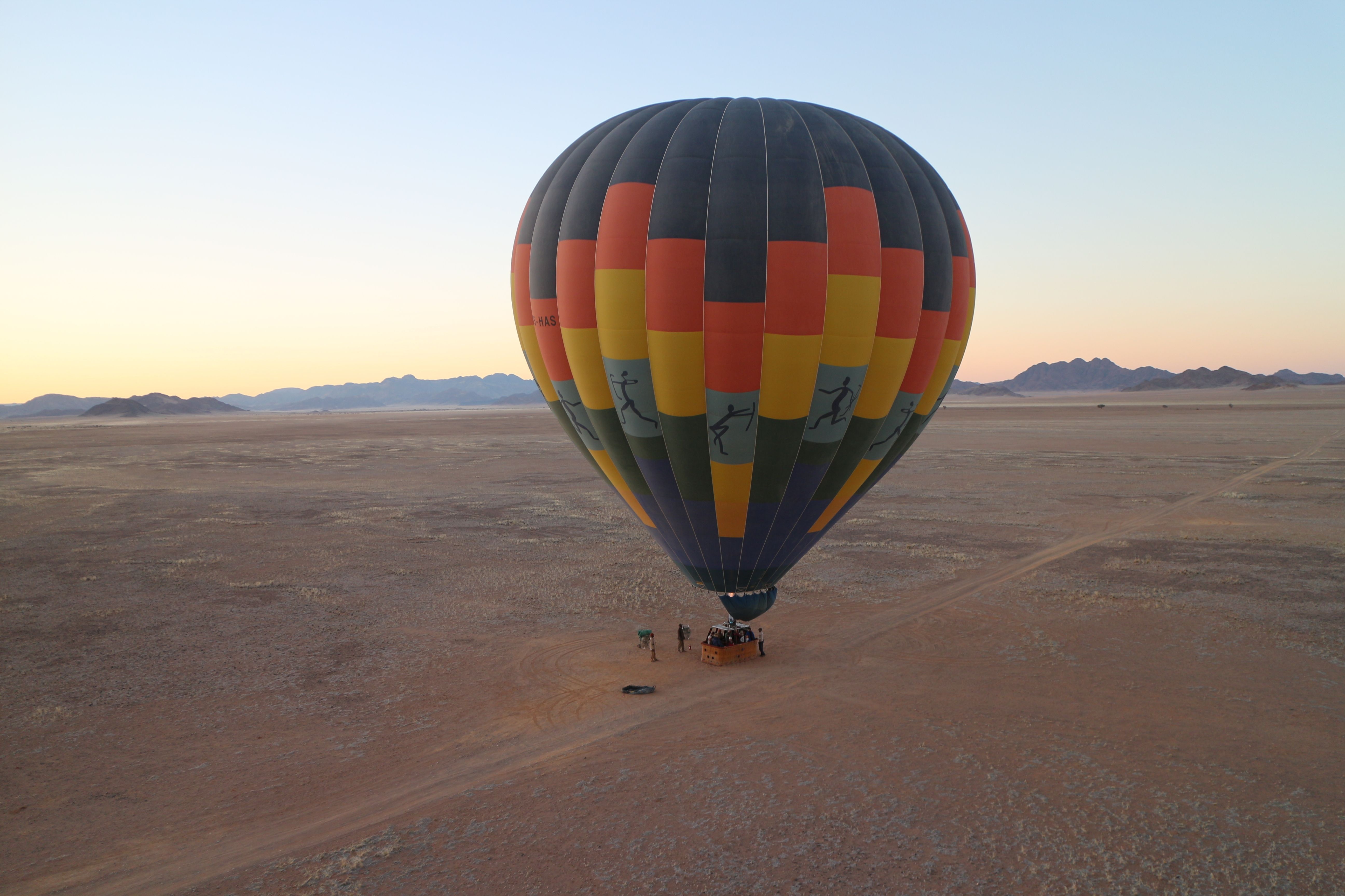 Kalahari ørken Namibia ballonflyvning i ørken » Tembo Safari Kalahari ørken Namibia ballonflyvning i ørken