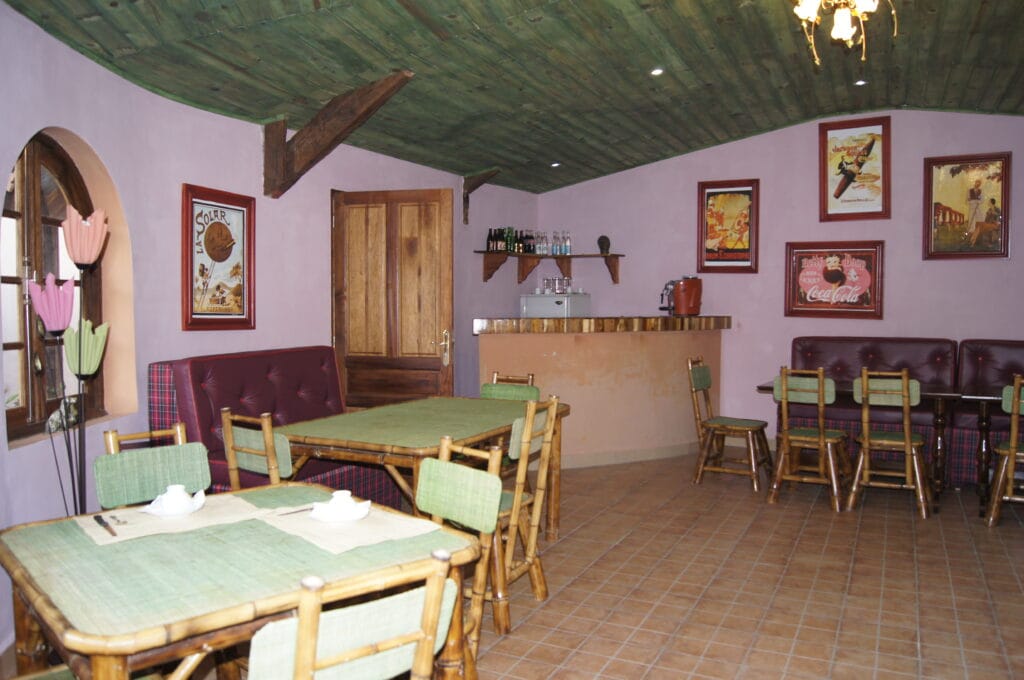 Vatolahy Hotel