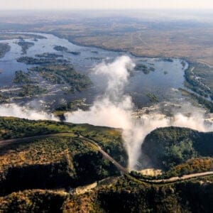 VictoriaFallsLocatedOnTheZambeziRiverOnTheBorder