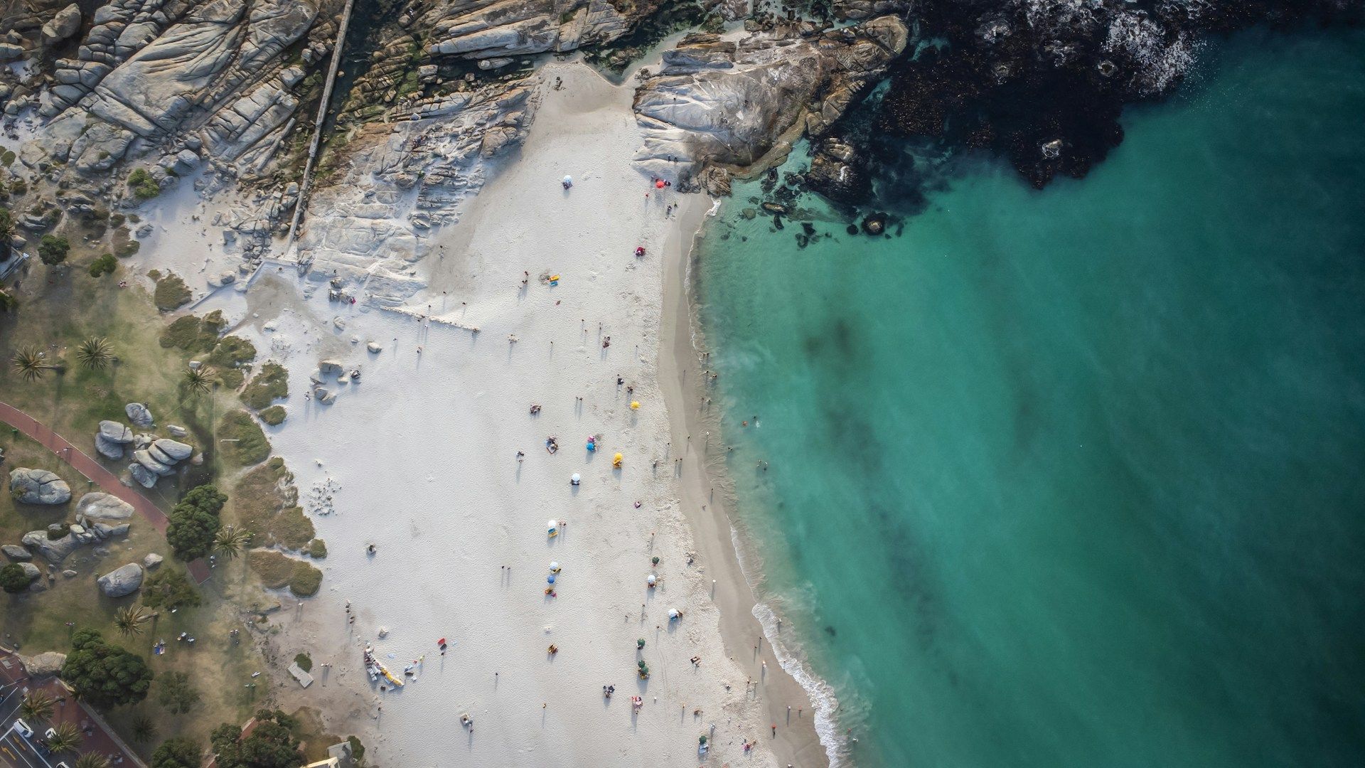 Camps Bay beach, Cape Town » Tembo Safari Camps Bay beach, Cape Town, Sydafrika