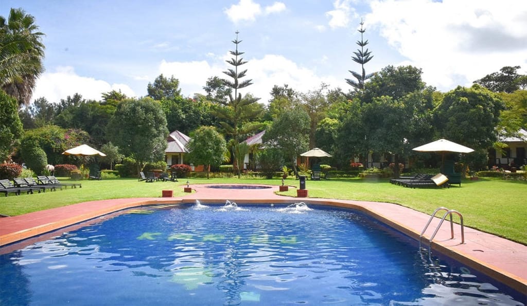 Bourgainvillea Safari Lodge