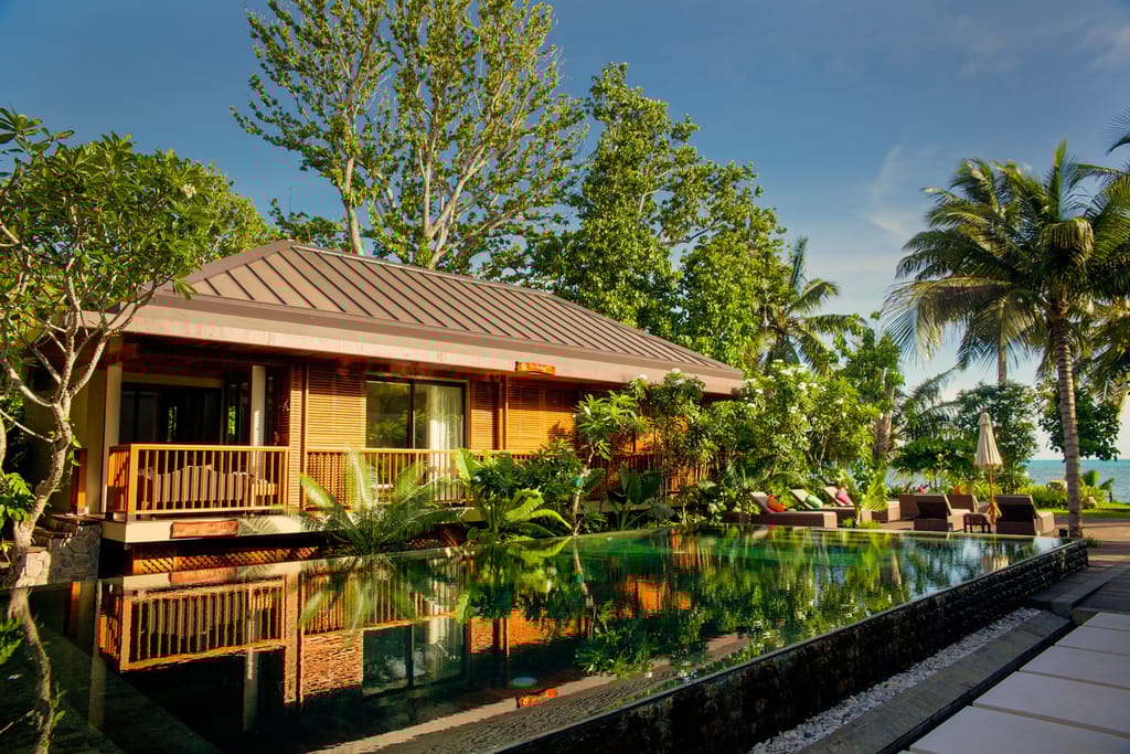 Dhevatara Beach Hotel