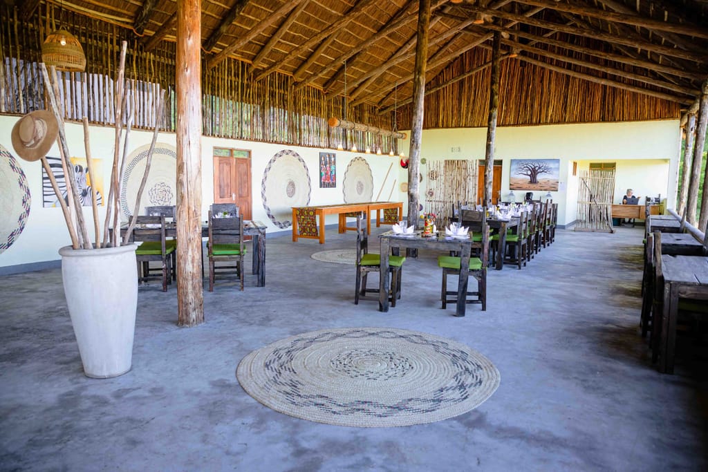 Sangaiwe Mbuyu Tented Lodge