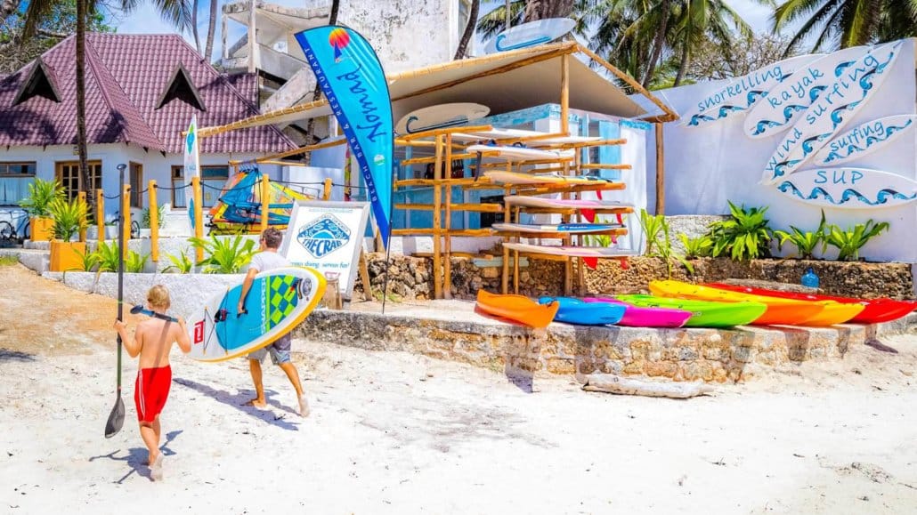 nomad-beach-bar-kenya-1600×900-10-1030×579-1030×579