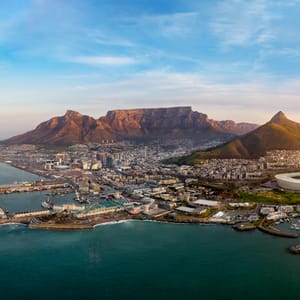 Luftbillede af Cape Town og Table Mountain