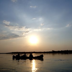 Kanotur på Zambezi floden