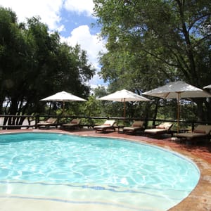 Swimming pool pa Mpala