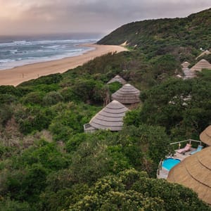 Luftbillede af Thonga Beach Lodge