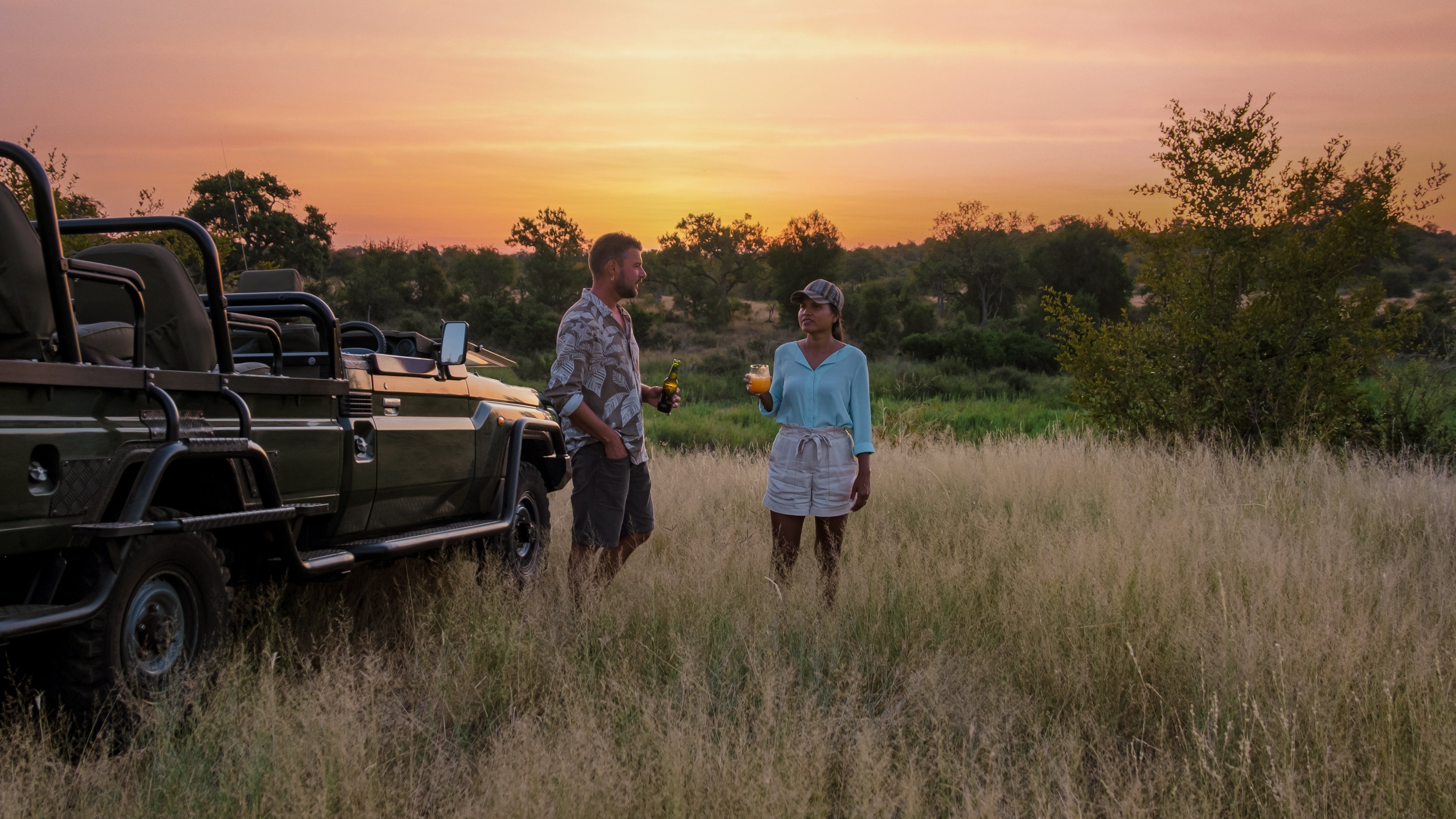 Gæster på en sundowner stop i Greater Kruger Nationalparken