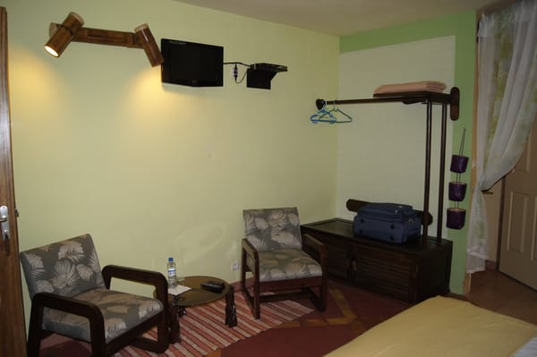 Vatolahy Hotel