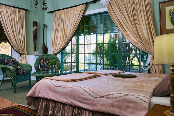 Corona Guest Farm
