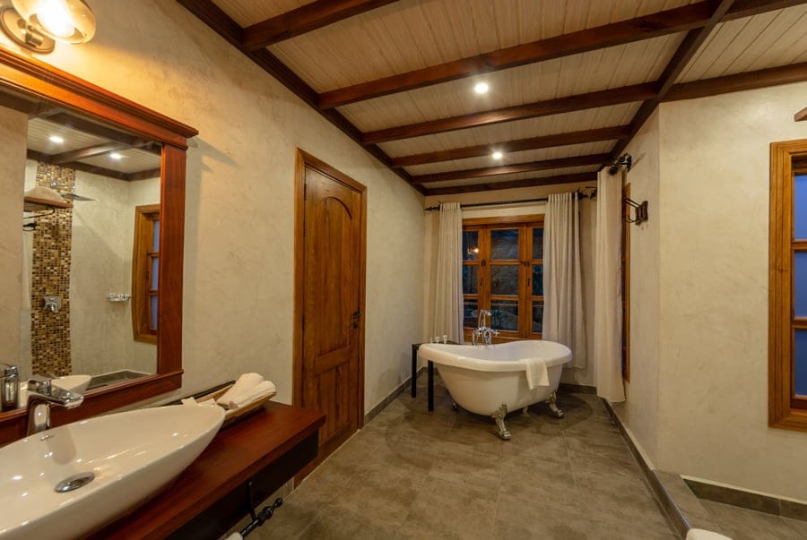 Chimpundu Lodge