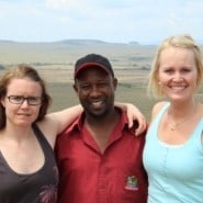 Tine og Emilie fra Aarhus på Kenya safari